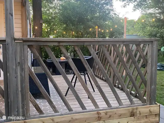 Chalet Twente en Países Bajos, Overijssel, Lattrop - chalet O disfrute de nuestra agradable zona de estar en el patio