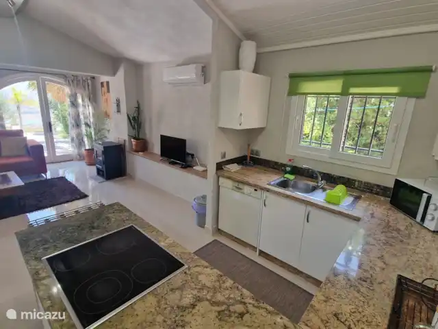 villa huren in Spanje, Andalusië, Viñuela – Villa los Romanes Keuken