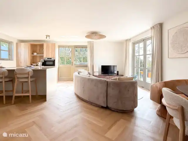 Le soleil au sabot | Pays-Bas, Hollande du Nord, Egmond aan den Hoef - maison de vacances Salon et cuisine