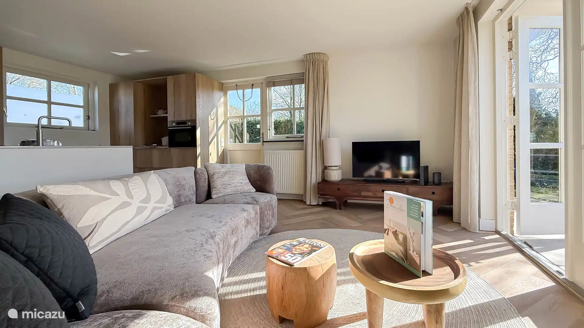 Wohnzimmer und Küche