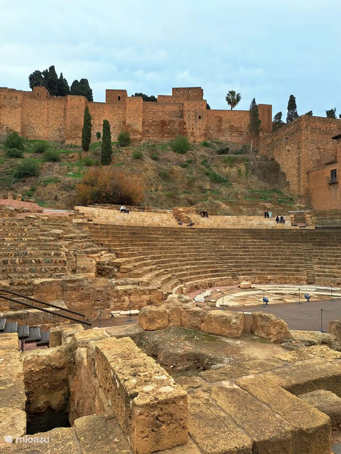 Ville de Malaga : Teatro Romano situé dans la partie historique