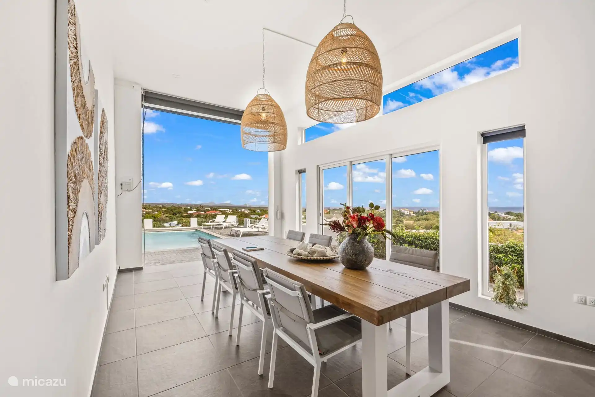 Esszimmer mit Panoramablick