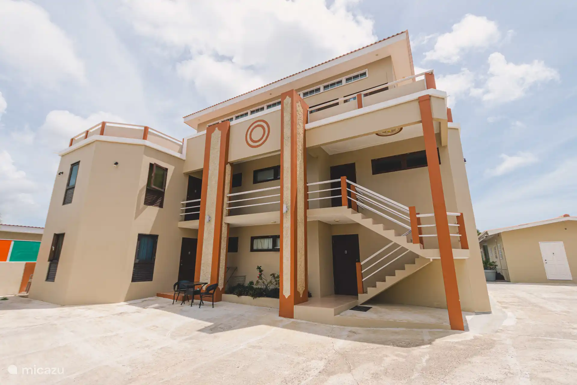 Apartment A is located on the left front of the complex, in front of the apartment is the possibility to park. 