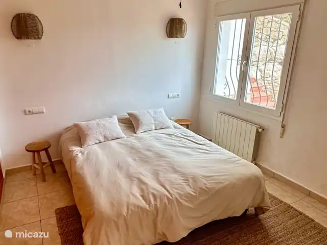 Location de Vacances Espagne, Costa Blanca, Benigembla, villa - LECQASA  L’une des 2 chambres doubles se trouve au rez-de-chaussée.