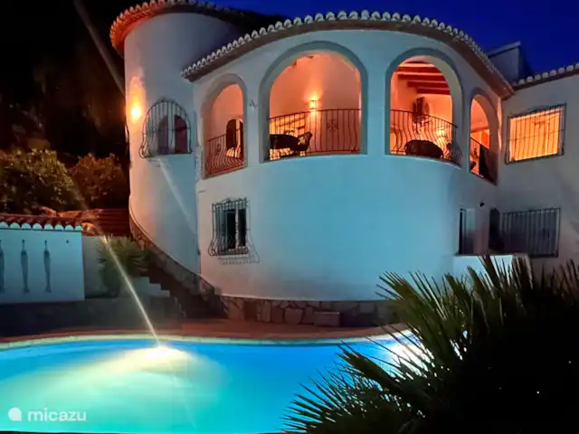 Location de Vacances Espagne, Costa Blanca, Benigembla, villa - LECQASA  Éclairage autour de la maison