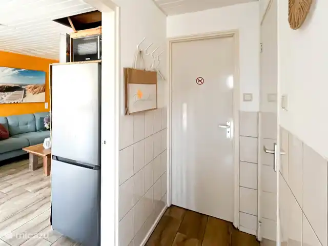 Lumière des dunes | Pays-Bas, Hollande du Nord, Schoorl - maison de vacances Hall avec accès aux toilettes séparées, à la salle de bains et au salon