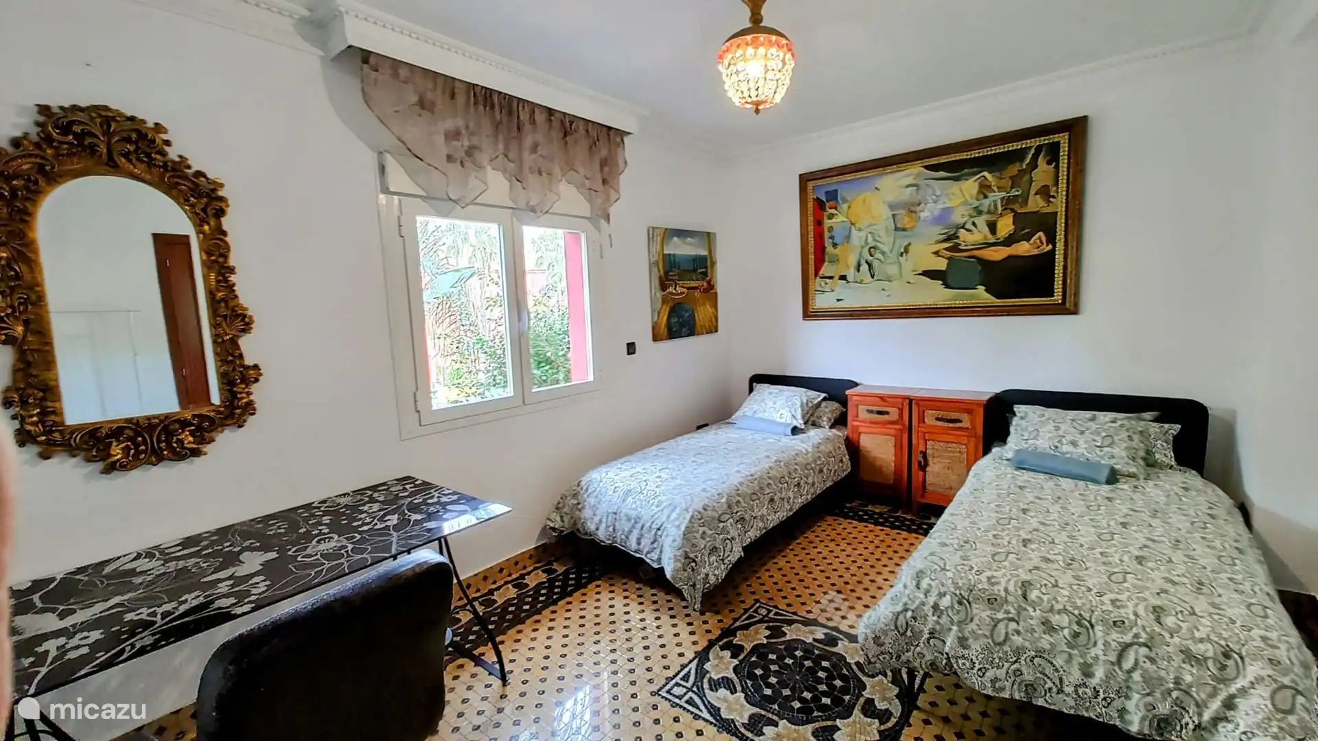 Bedroom 3 on the 1st floor, garden and pool view