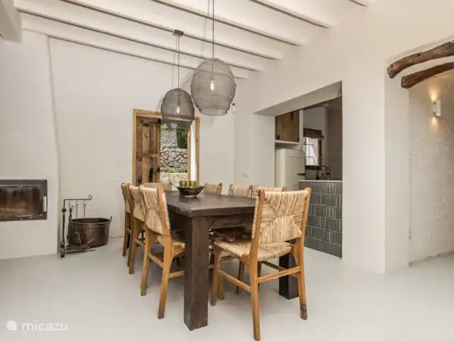 Finca de los Secretos | Espagne, Costa Blanca, Benissa - finca Salle à manger avec accès à la terrasse du soir avec cuisine extérieure