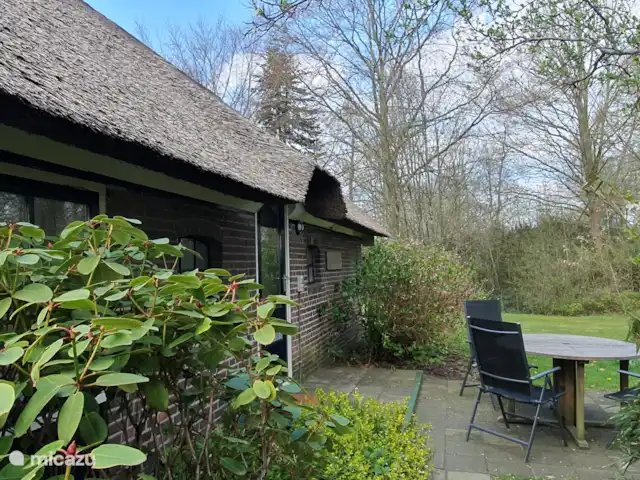 casa vacacional en Países Bajos, Overijssel, Balkbrug – Casa de vacaciones Reestdal Vista lateral de la cabaña