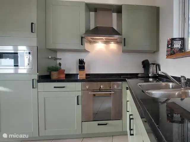 Palapa Sea View huren in Curaçao, Banda Abou (west), Fontein - appartement Keuken met alles wat je nodig hebt voor een ontspannen verblijf