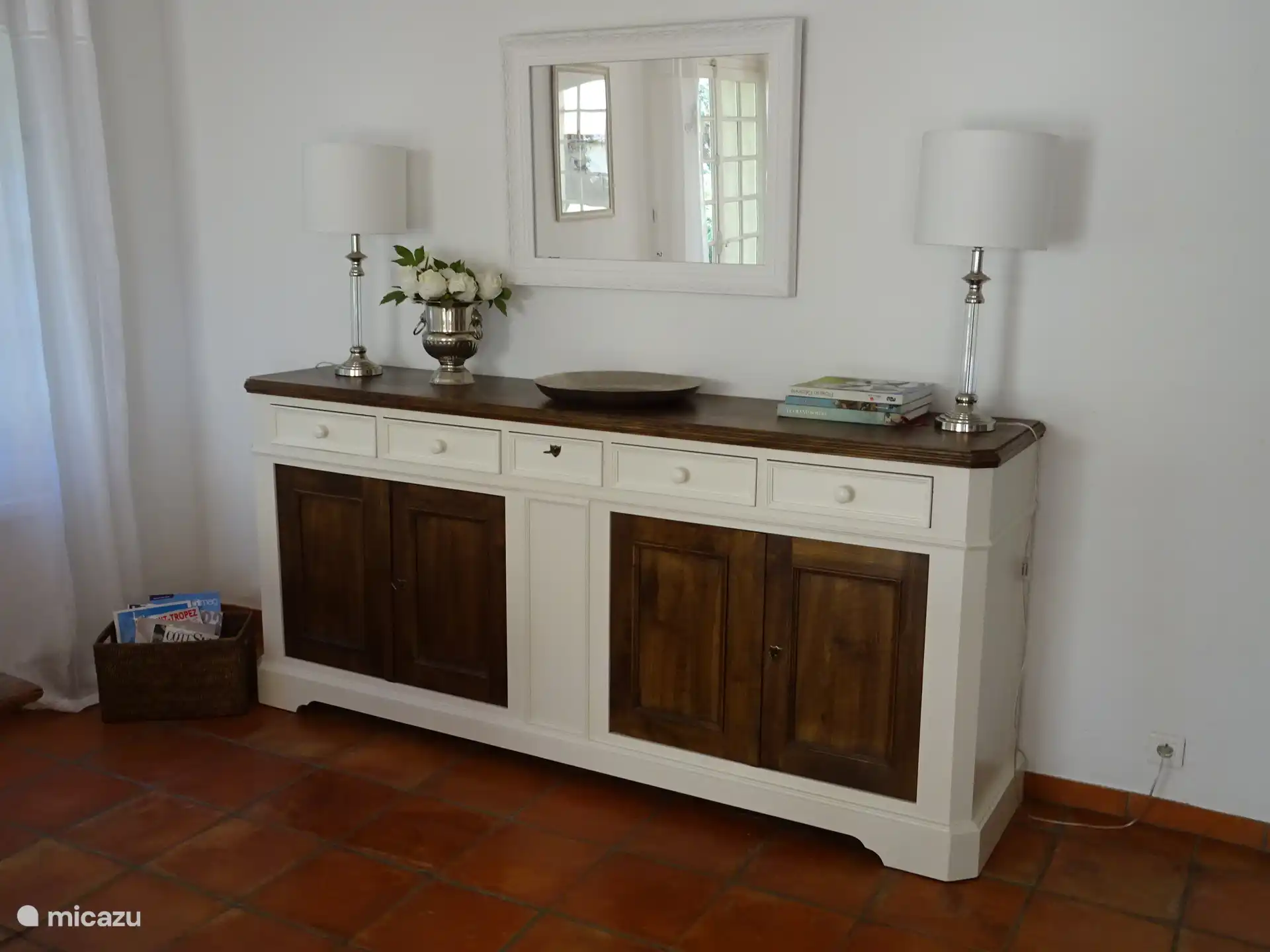 Commode de salle à manger