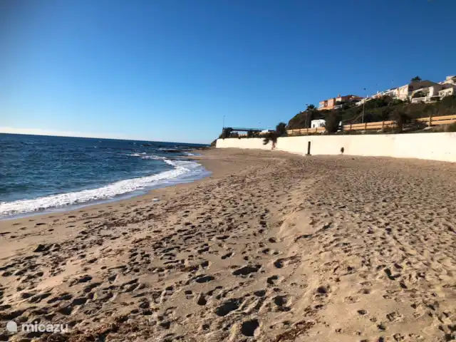 Location de Vacances Espagne, Costa del Sol, Mijas Costa, appartement - La Joya Mijas première ligne Vue sur la mer  Plage à 200 mètres de l’appartement.