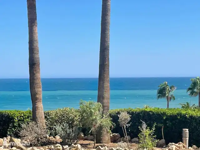 Location de Vacances Espagne, Costa del Sol, Mijas Costa, appartement - La Joya Mijas première ligne Vue sur la mer  Vue depuis l’appartement/jardin.