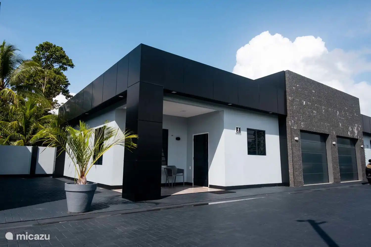 apartamento en Paramaribo, Surinam –  Apartamento de lujo con piscina A