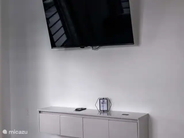 Luxe appartementen met zwembad. huren in Suriname, Paramaribo, Paramaribo - villa tv