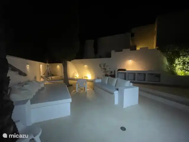 Ibiza-Aout-Location appartement Golf | Espagne, Ibiza, Roca Llisa - appartement PATIO BY NIGHT
