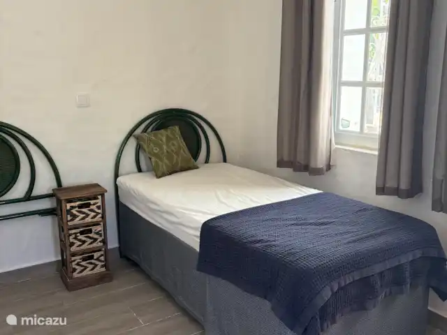 Casa Linda huren in Portugal, Algarve, Lagos - vakantiehuis Eenpersoonsslaapkamer aan de achterzijde van het huis