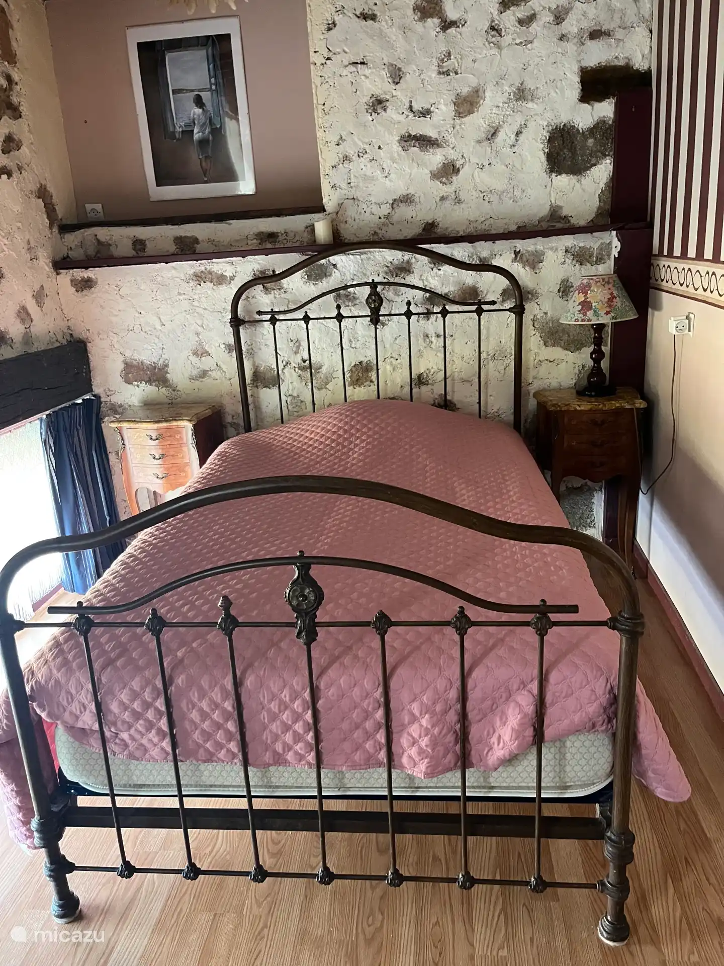 Bedroom 2, French bed