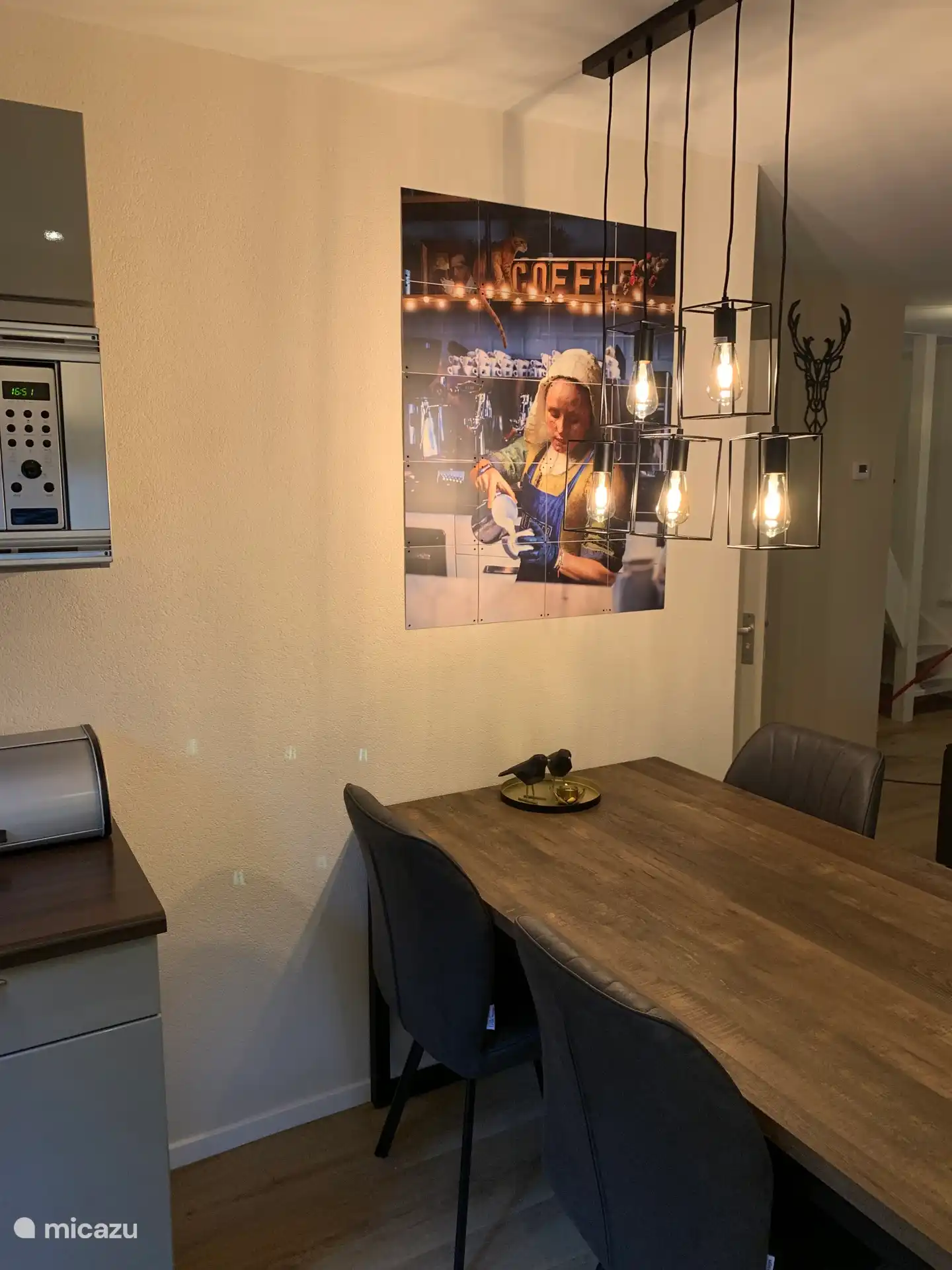 Essbereich vom Küchenbereich