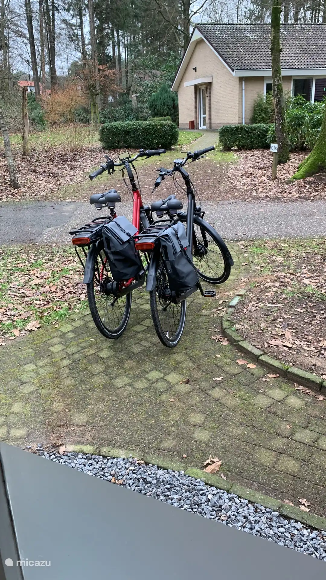 Rechtstreeks vanaf het park bos en heide.
