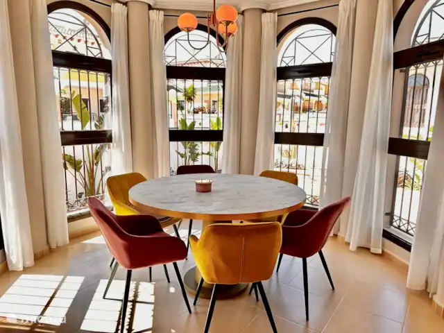Casa Real en España, Costa Blanca, Ciudad Quesada - villa Comedor en acogedor ventanal