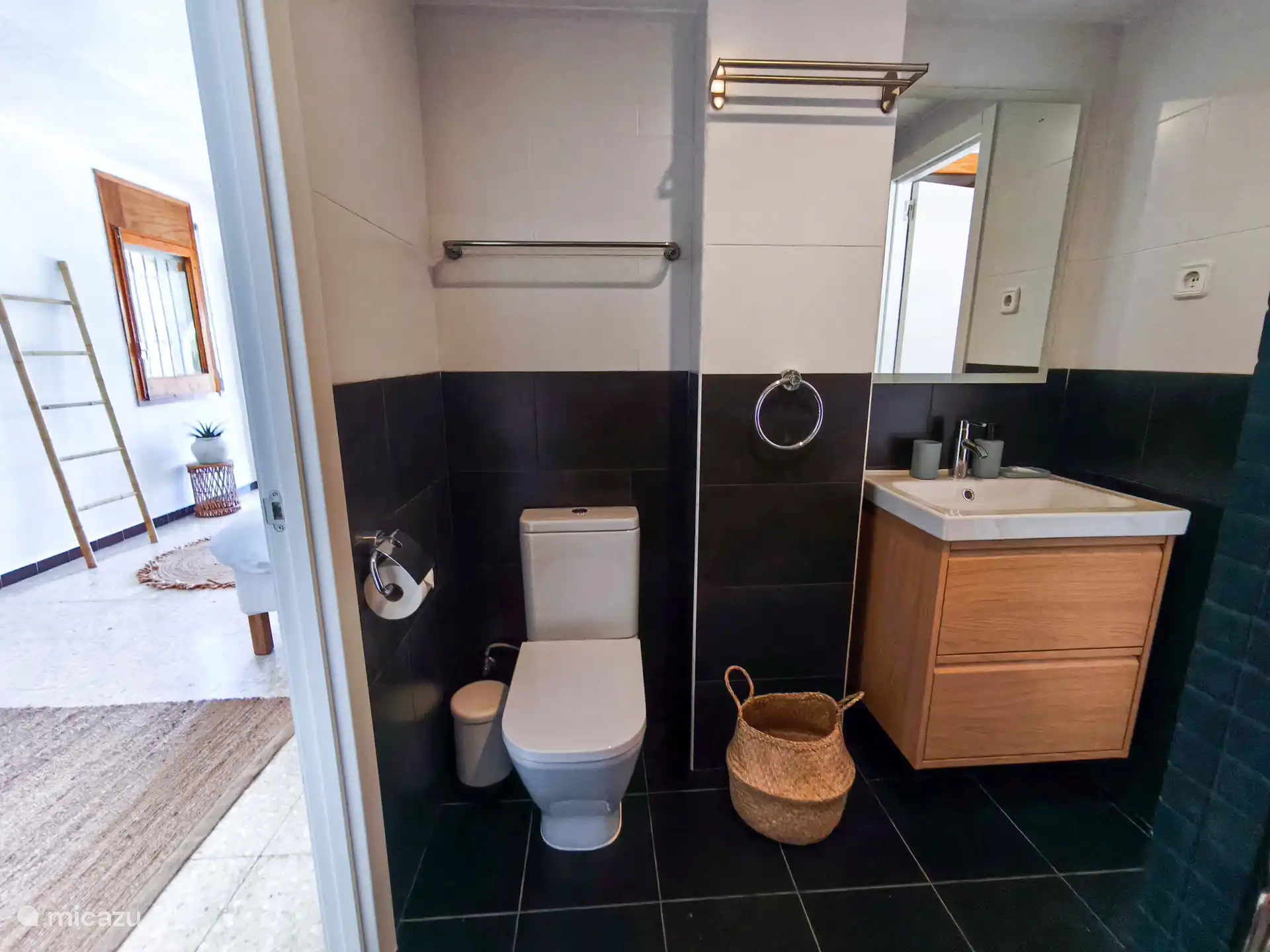 Beide kanten afgesloten met een deur