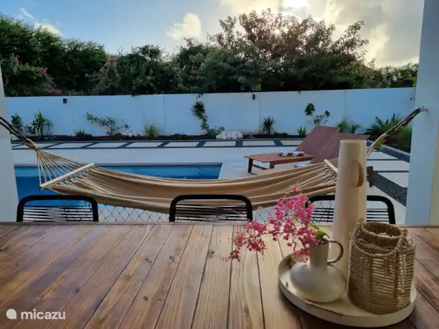 Location de Vacances Curaçao, Curaçao-Centre, Willemstad, maison de vacances - Casa June Curaçao Jardin en terrasse