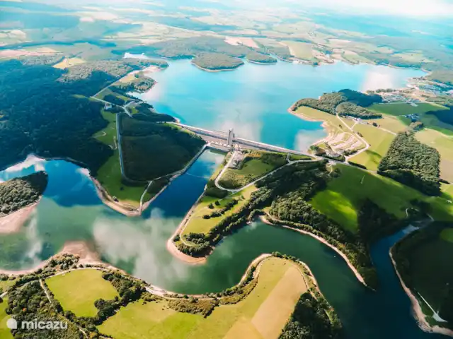 Escapada a los Lagos  en Bélgica, Ardenas, Cerfontaine - villa
