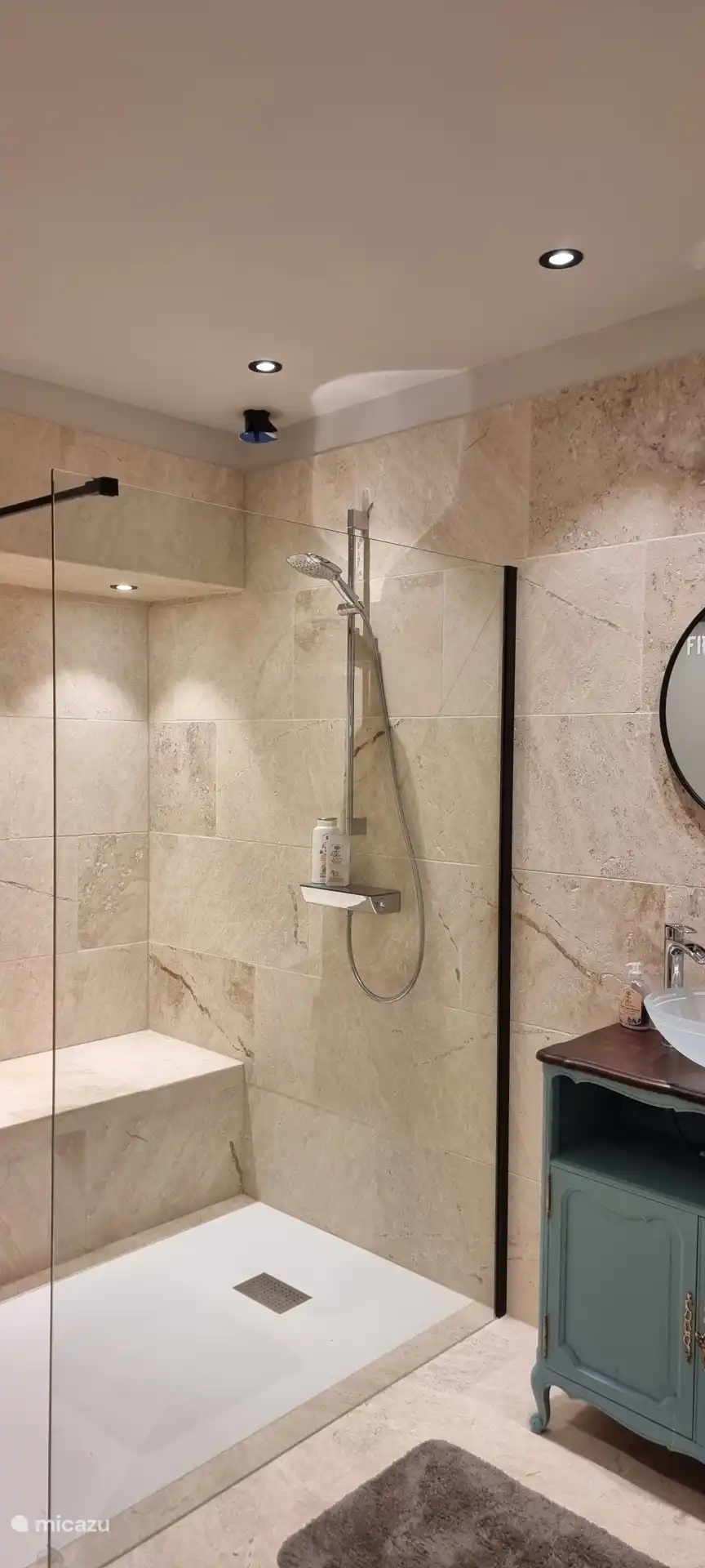 Badezimmer im 2. Schlafzimmer Gîte Boyar