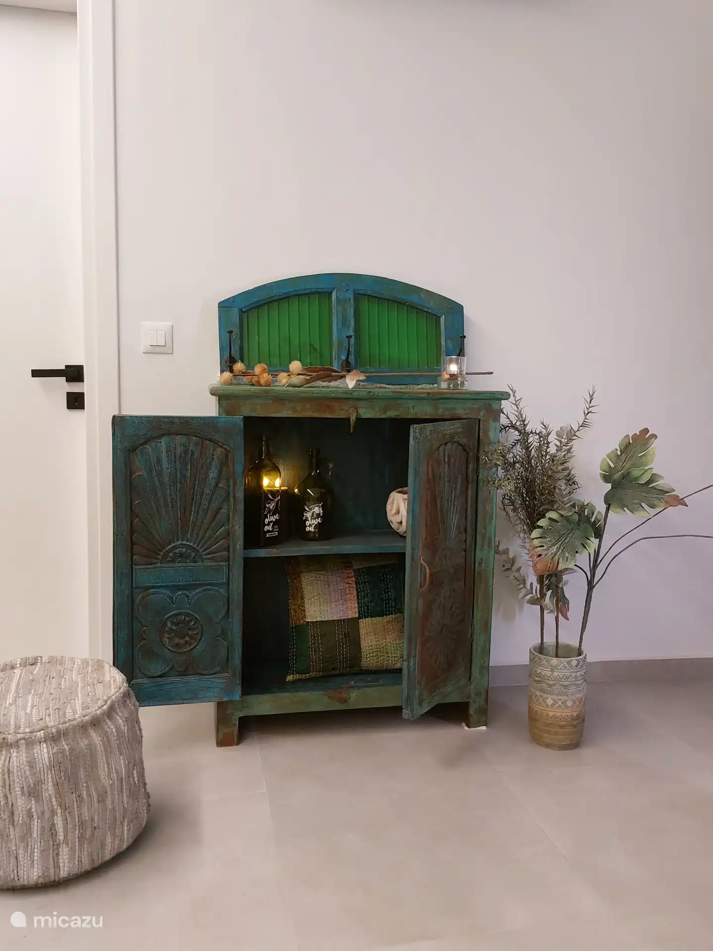 Schrank im Wohnzimmer