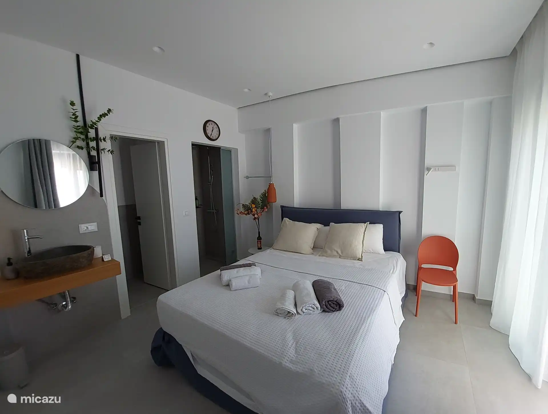 Das 3. Schlafzimmer, das über die Terrasse zugänglich ist