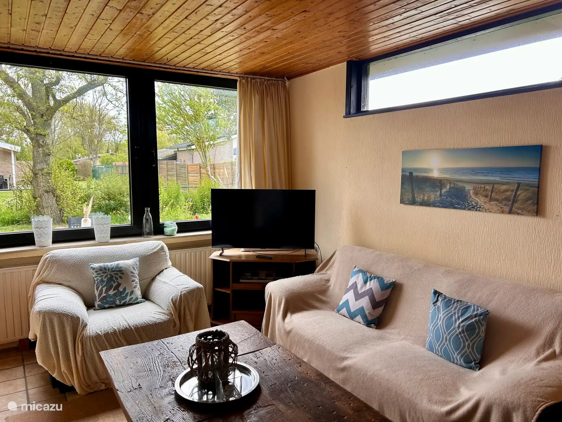 Wohnzimmer mit Smart-TV