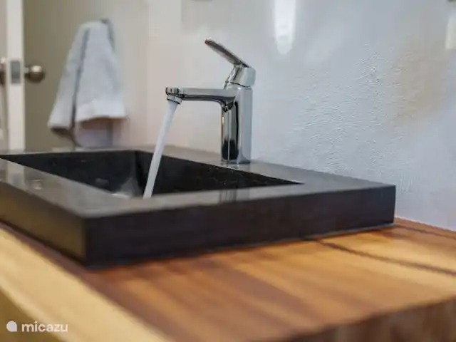 Villa Seru Jan Thiel | Curaçao, Banda Ariba (est), Jan Thiel - villa L’une des 3 salles de bains