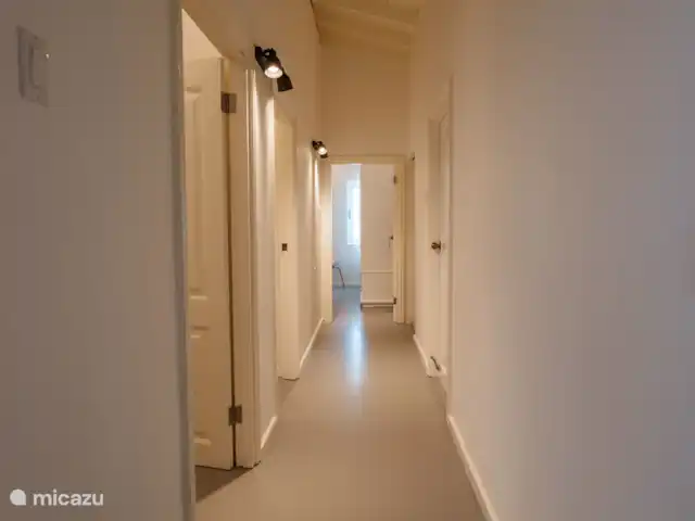 Villa Seru Jan Thiel | Curaçao, Banda Ariba (est), Jan Thiel - villa Villa spacieuse avec 5 chambres, dont 3 dans une aile séparée pour plus de calme et d’intimité.