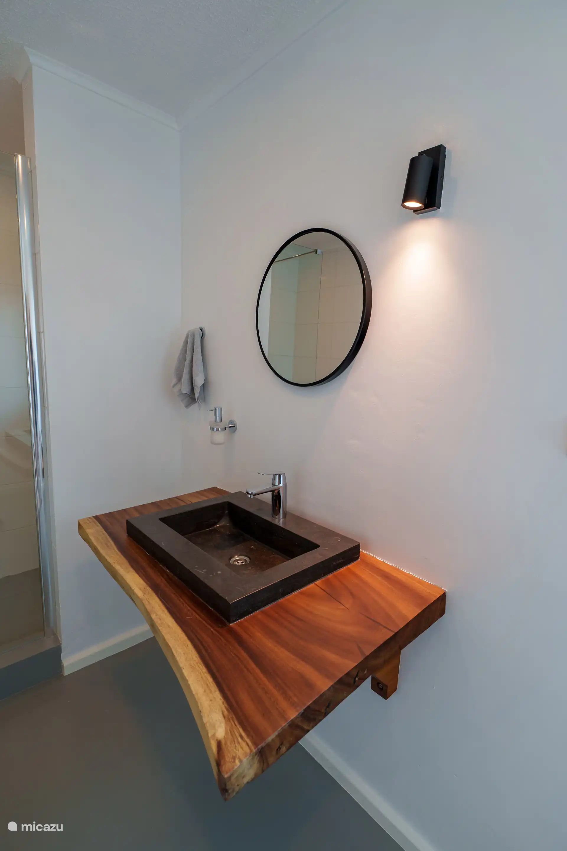 Eines der 3 Badezimmer