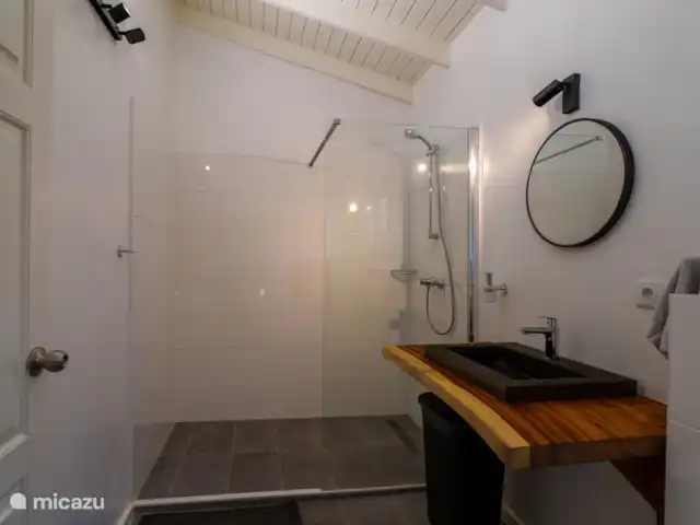 Villa Seru Jan Thiel | Curaçao, Banda Ariba (est), Jan Thiel - villa L’une des 3 salles de bains