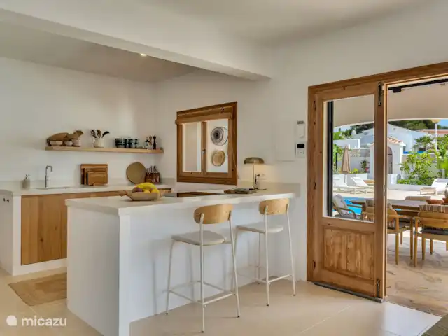 Casa Monte Zen en España, Costa Blanca, Jávea - villa Cocina con isla de cocción