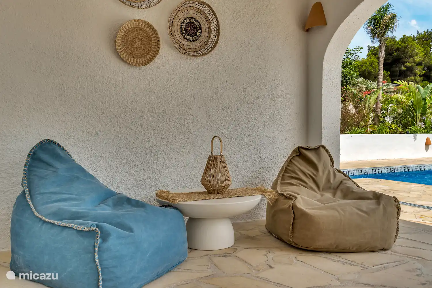 Relaxing in the naya