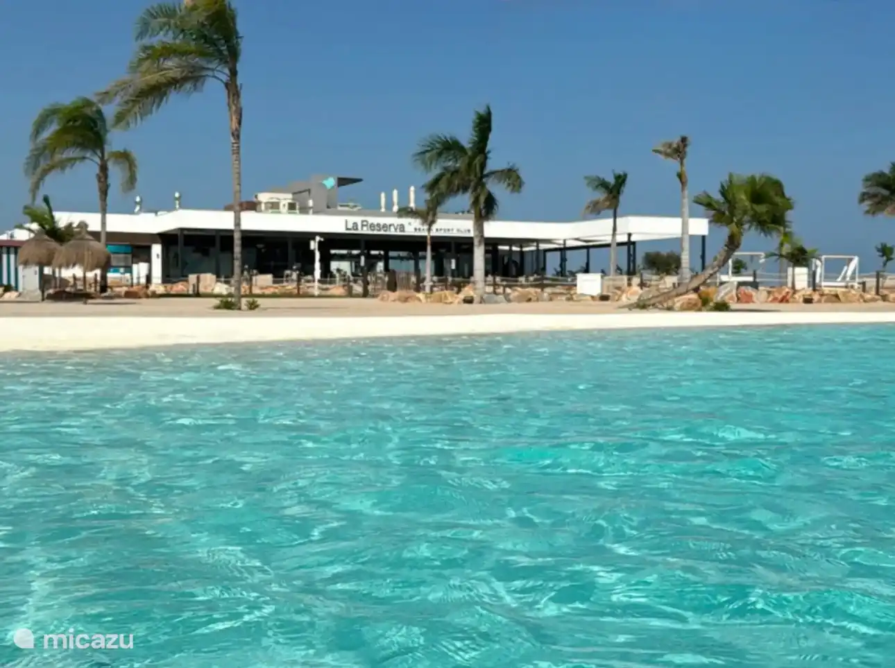 La Reserva, para tomar una buena bebida y/o un delicioso plato, con una vista increíble 