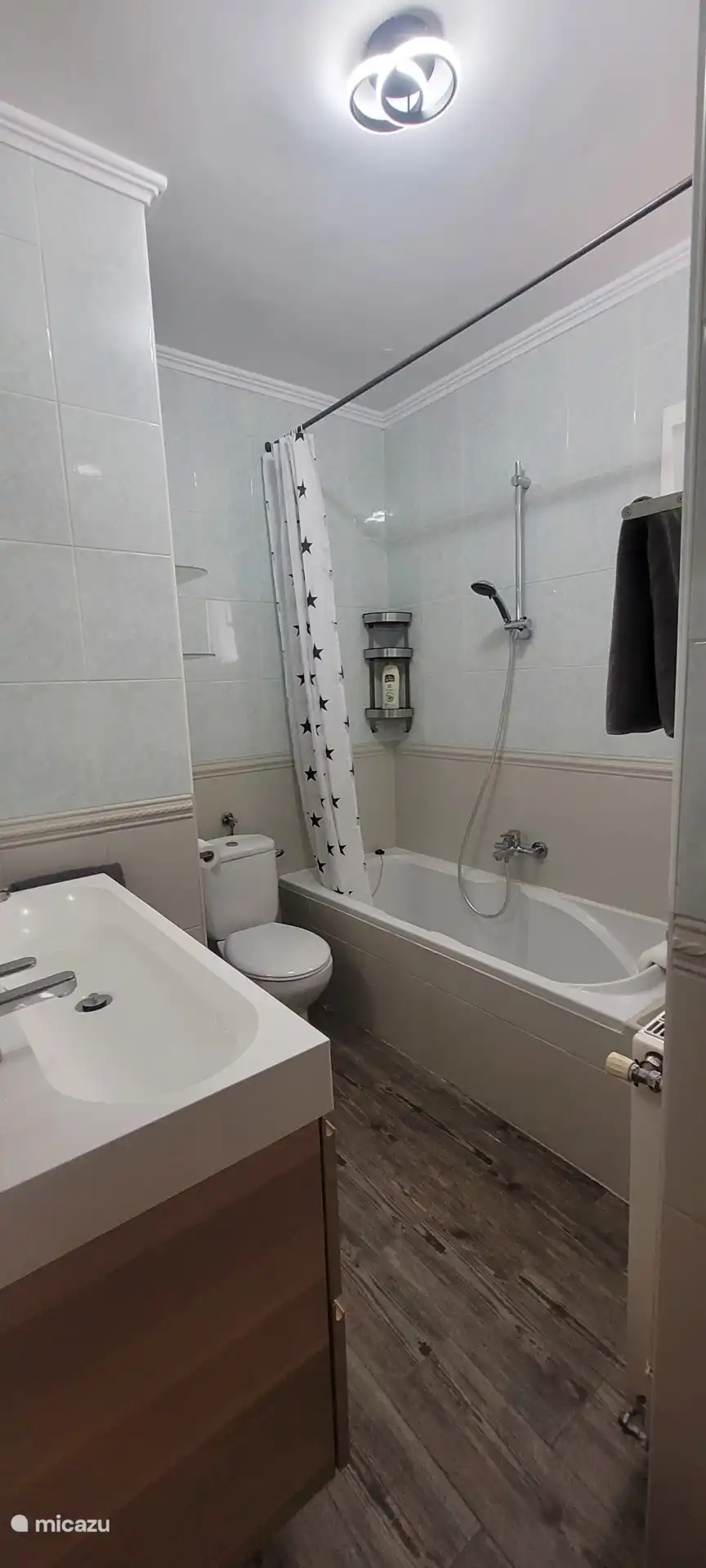 Bathroom on the ground floor