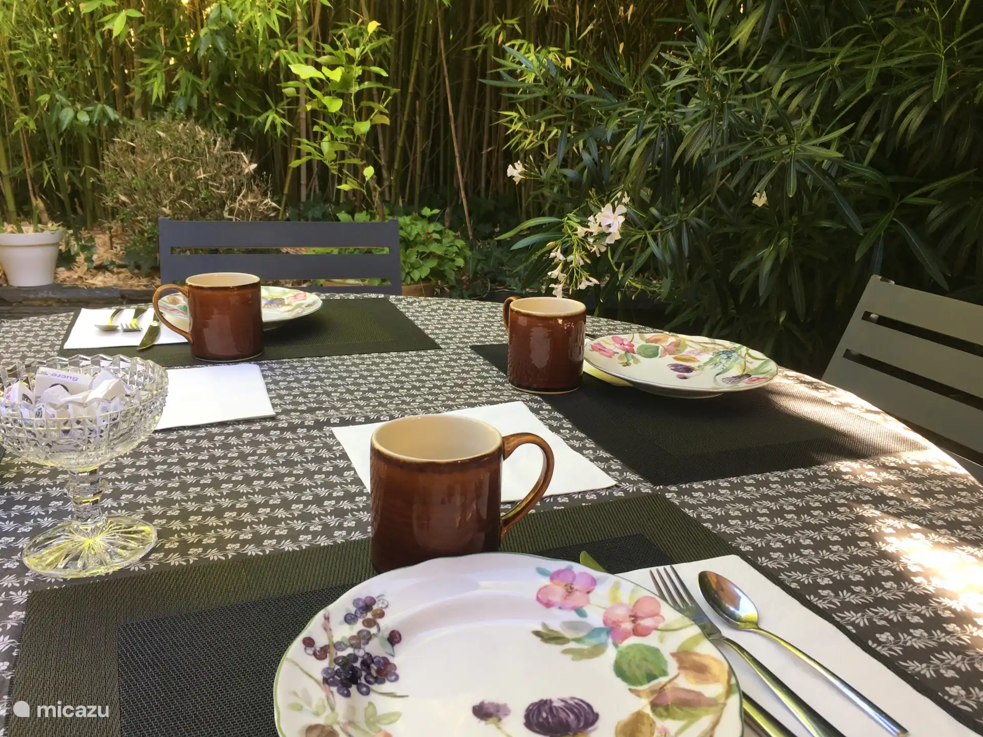Frühstück im Garten