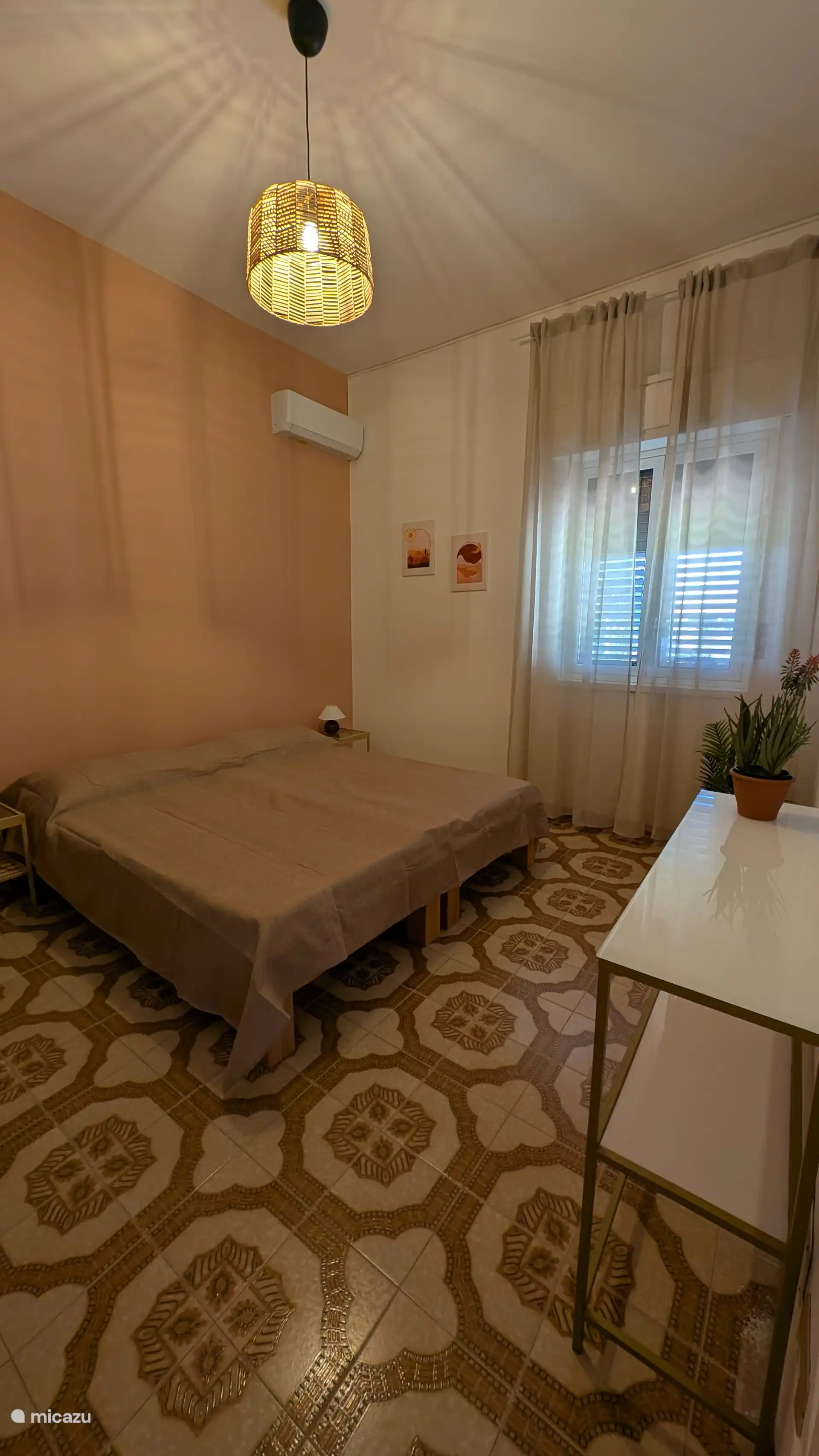 Schlafzimmer 2