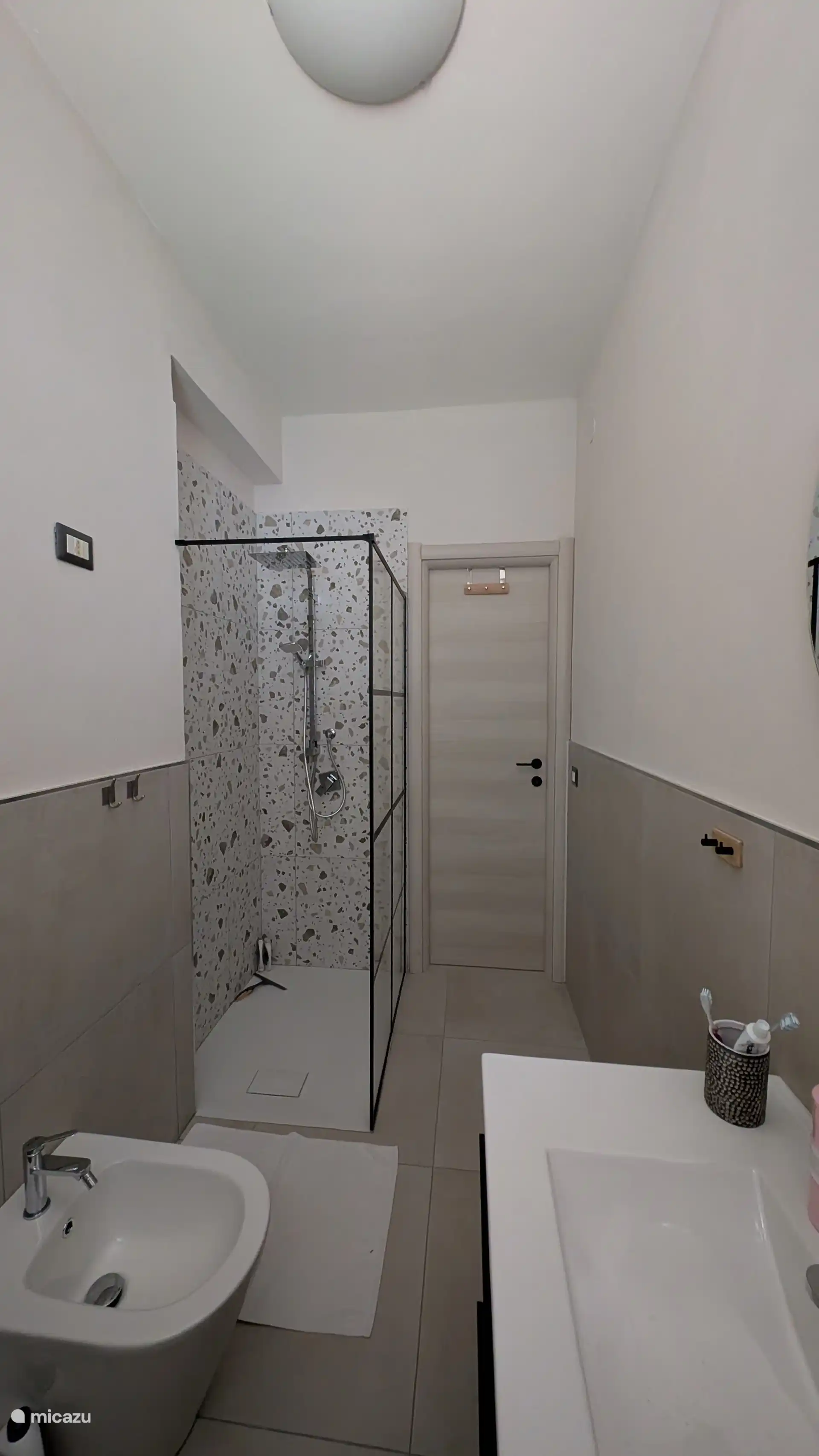 Badezimmer 2