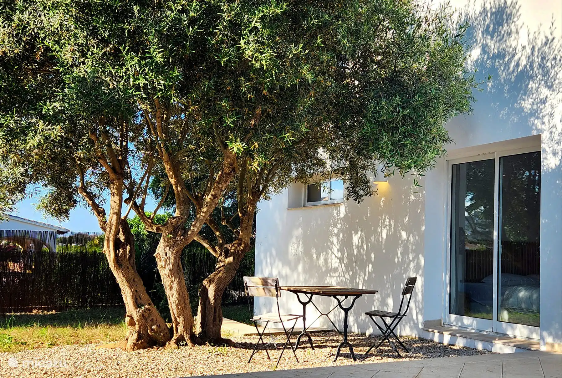 Terrasse chambre 1 maison principale