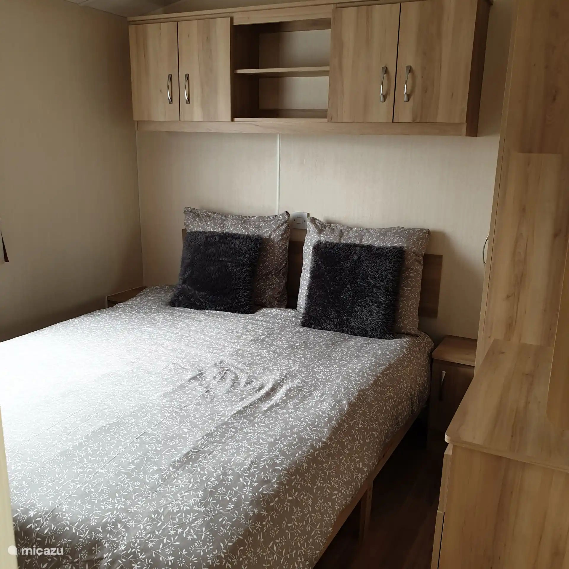 2 person bed with ample storage space