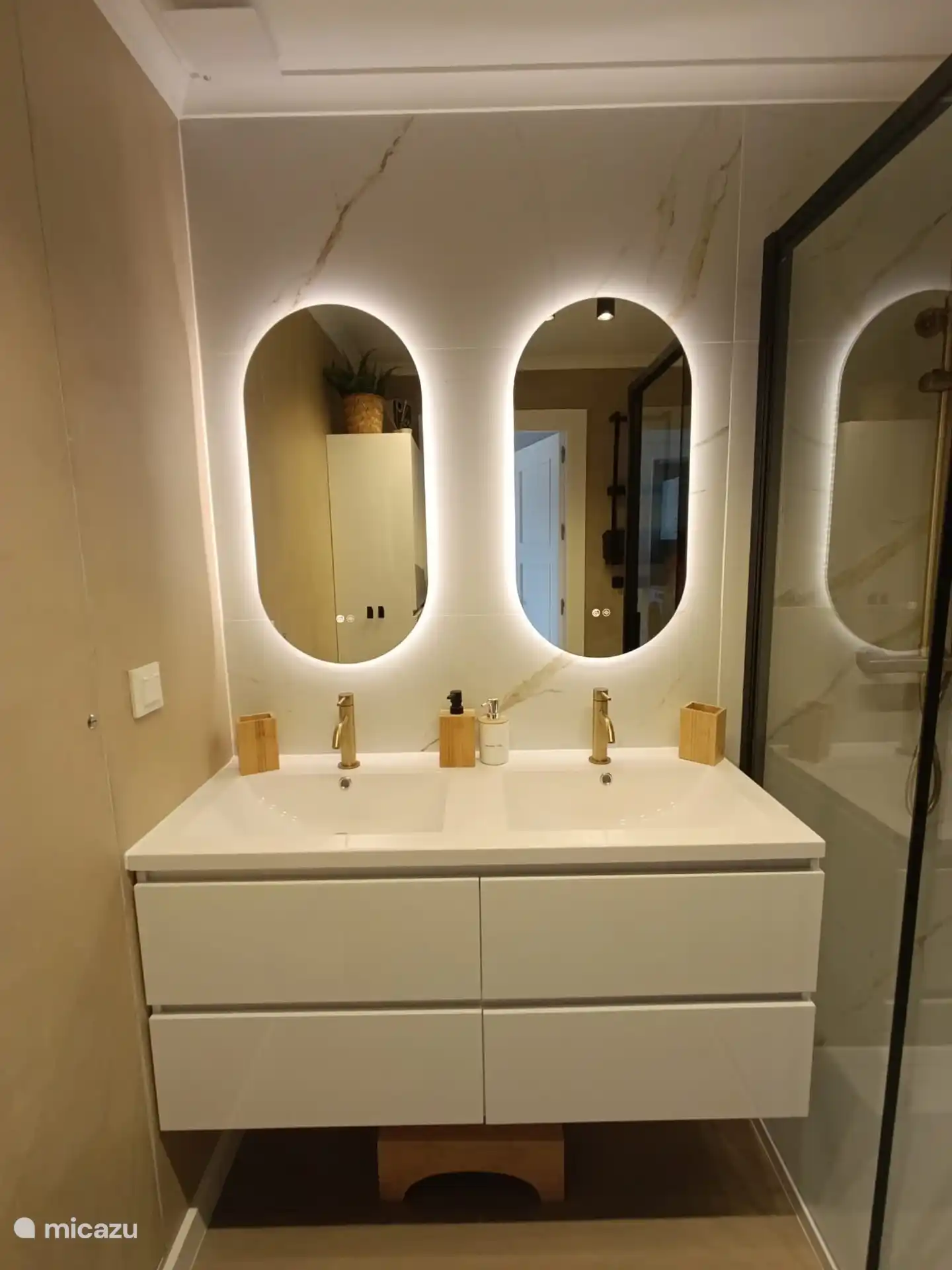 Double Sink