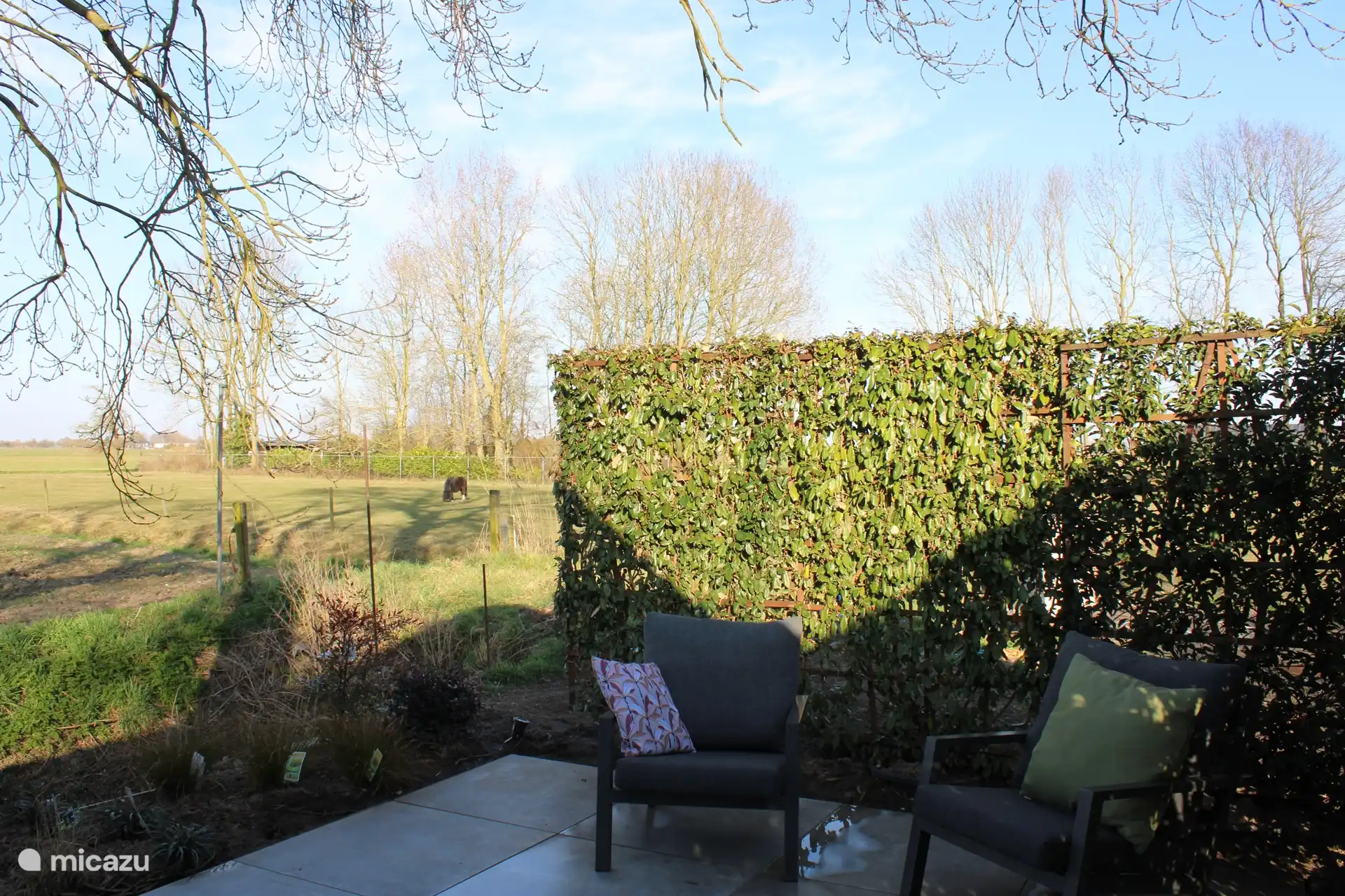 The lovely wood-fired hot tub is not yet on it but it is definitely there