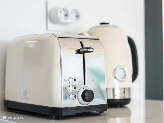 Magnífico apartamento de 2 dormitorios con golf en España, Costa Blanca, Pilar de la Horadada - apartamento Tostadora y hervidor eléctrico