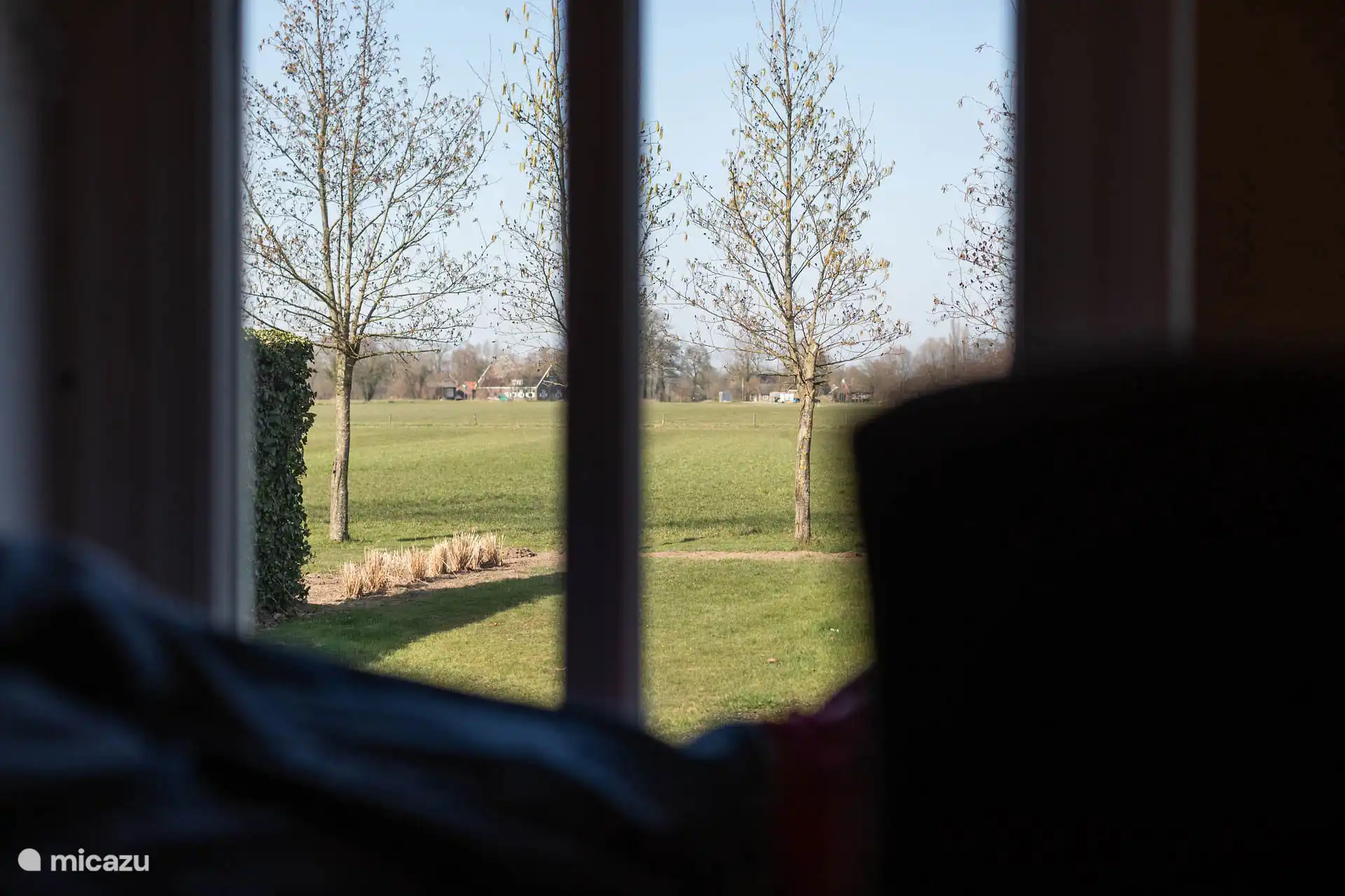 Genießen Sie die schöne Aussicht auf das Zimmer im Obergeschoss