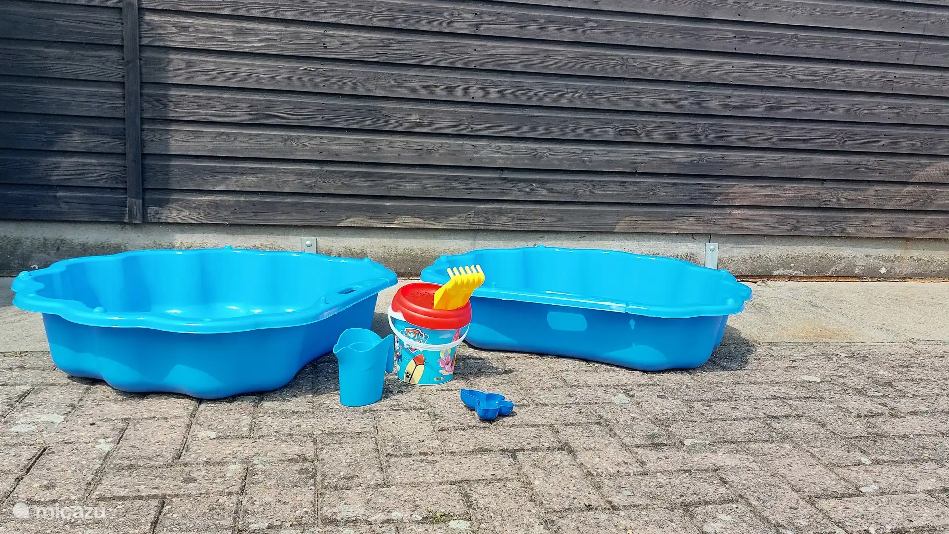 Sand und/oder Wasser